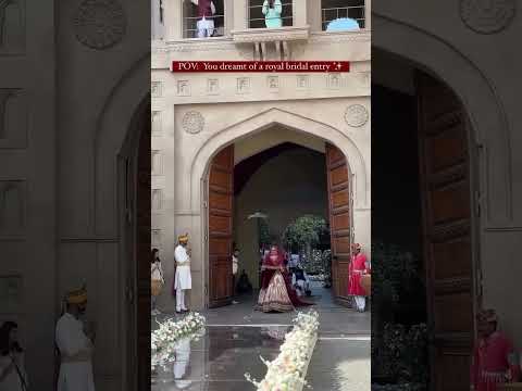 Mirror & Floral Aisle Bridal Entry