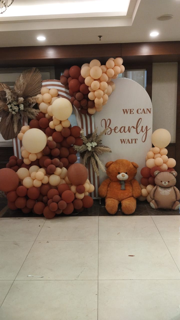 Luxury "We Can Bearly Wait" Teddy Bear Theme
