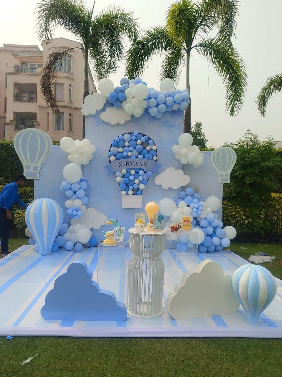 "Hot Air Balloon" Theme